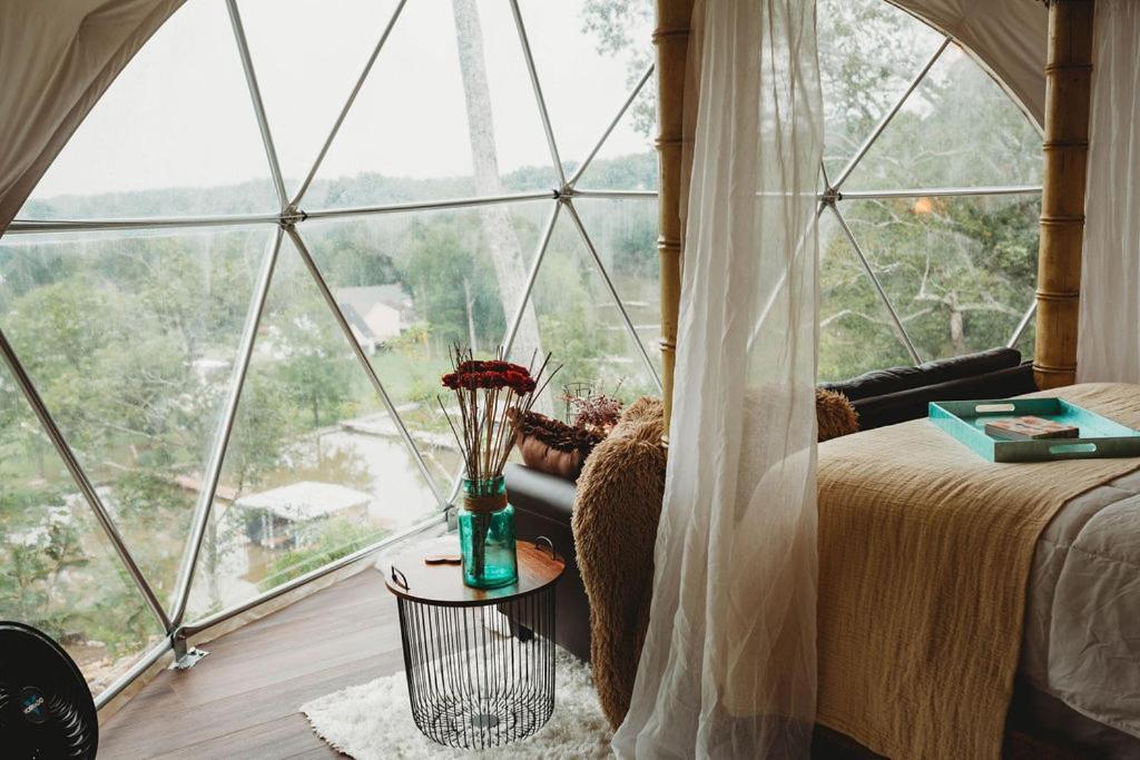 Hotel Waterfront Luxury Glamping Dome Rogersville Exteriér fotografie