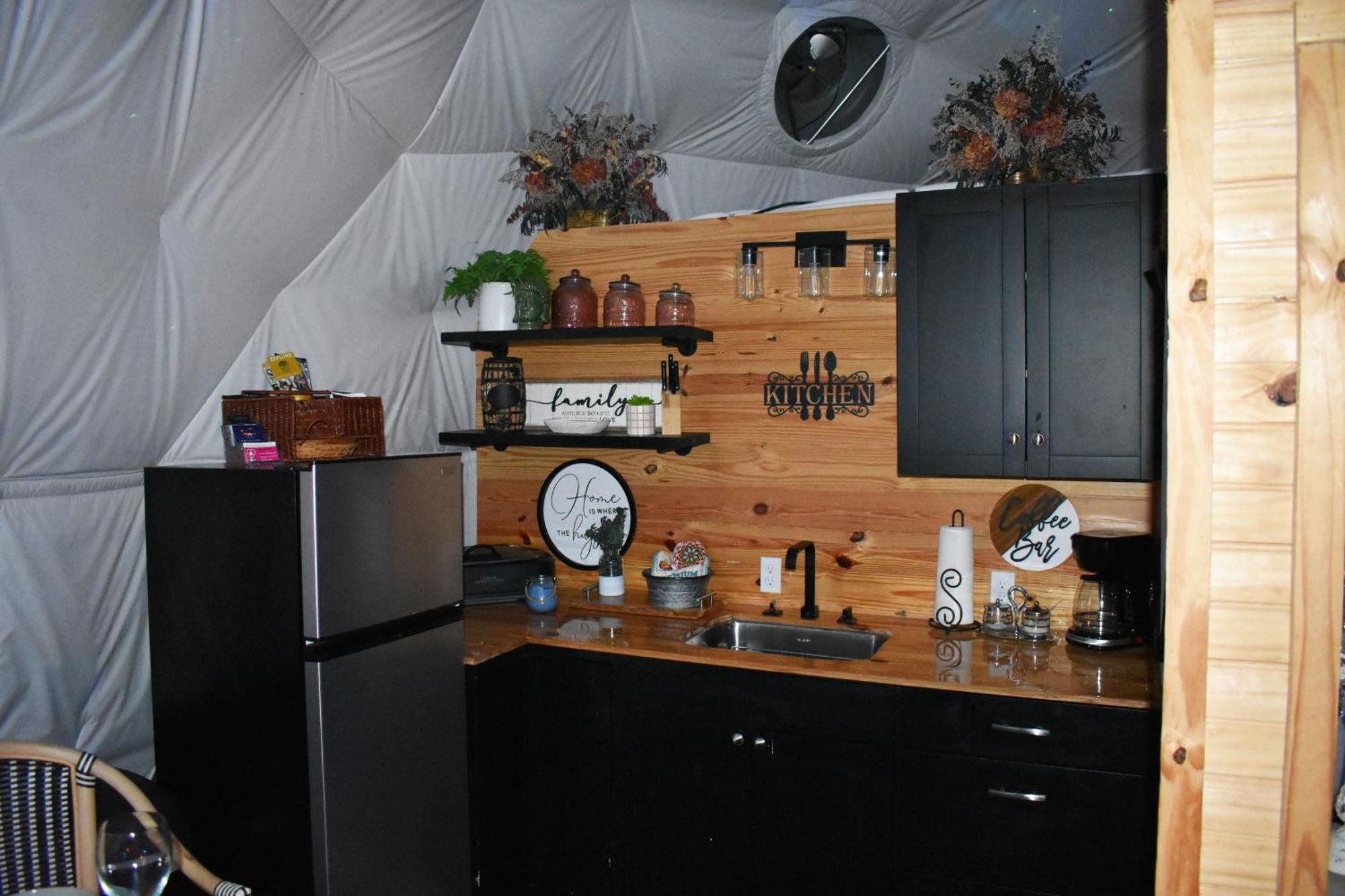 Hotel Waterfront Luxury Glamping Dome Rogersville Exteriér fotografie